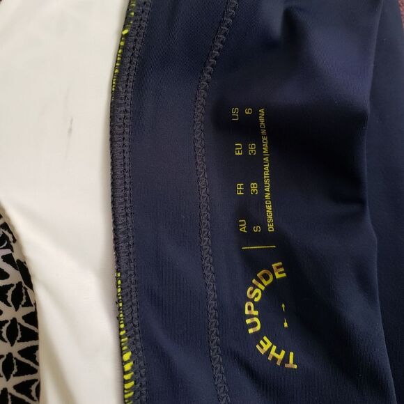 The Upside Cross Back Workout Sports Bra Women's Size 6 - Picture 9 of 9